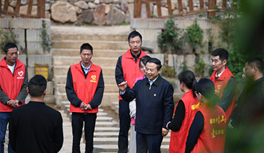 两会季丨环绕村落复兴和配合敷裕，张天任代表提交这些倡议